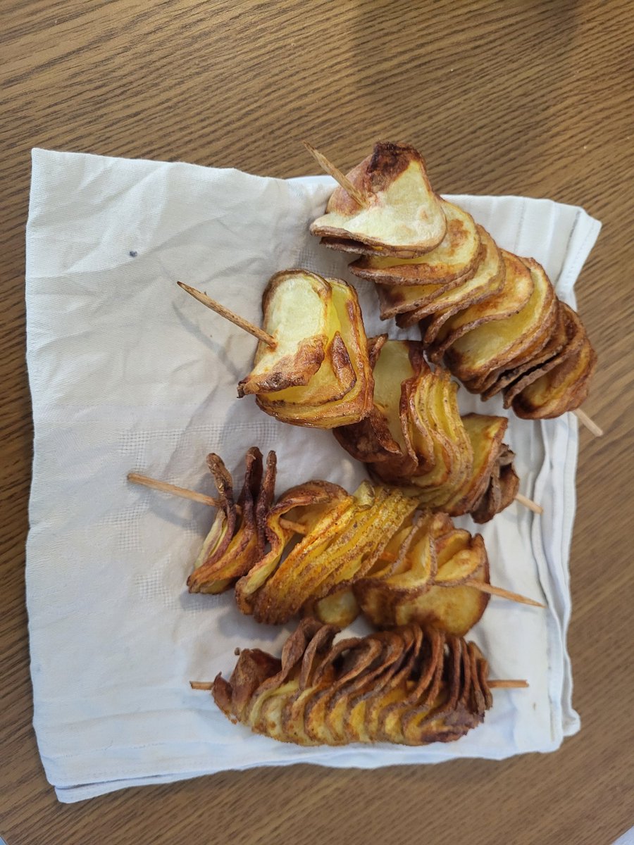 ogre_daddy's tweet image. THIS IS YOUR FAULT @sortedfood 
It's fricking delicious, and we'll be loading these with cheese next time. #kitchengadgets #sortedfood