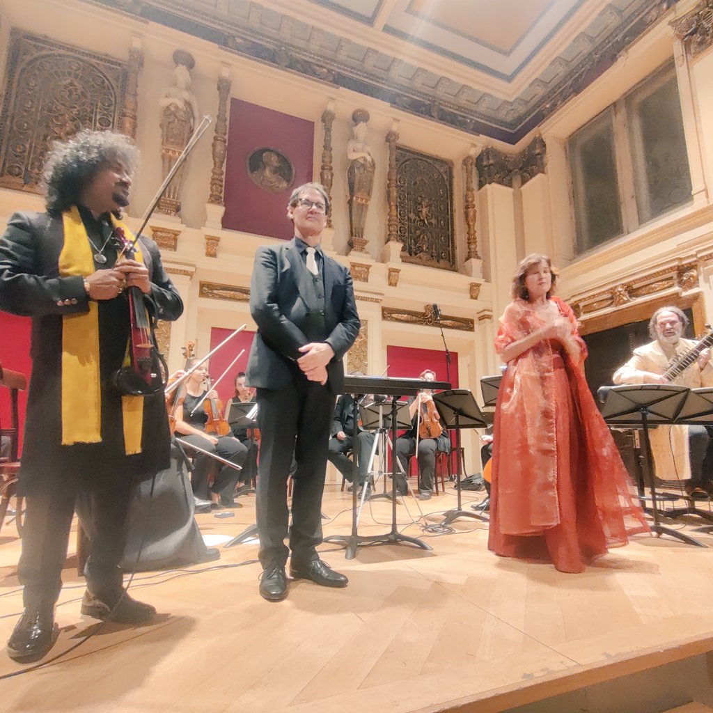 India in Austria tweet media