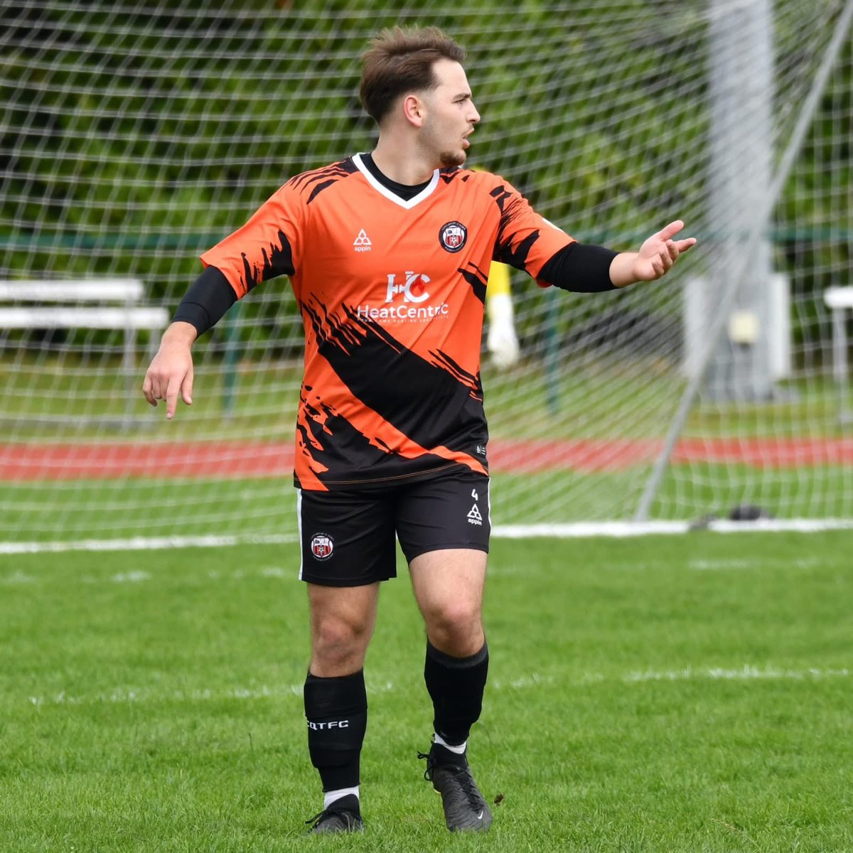 TownfcCq's tweet photo. Settling in 🫡

Dan’s debut in 📸 

#KeepTalking #UpTheTown 🟠⚫️ https://t.co/9RuONnQTPa