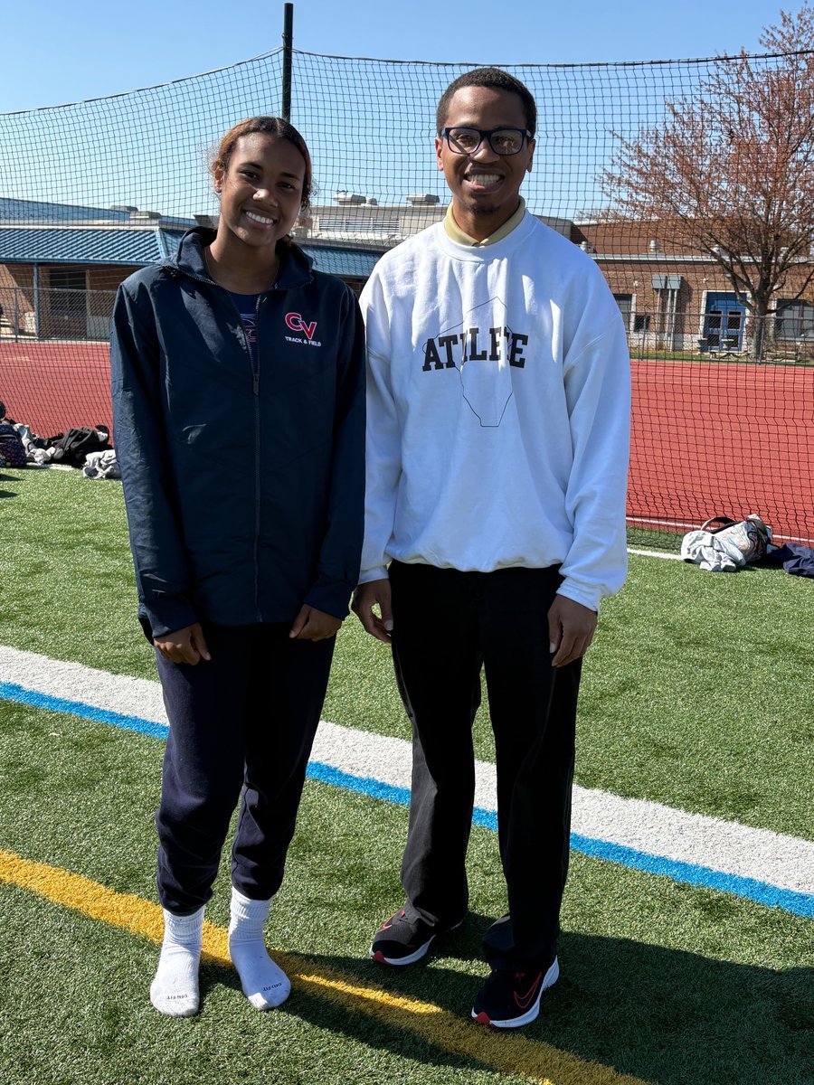 Ethan Poetic inspires 
Azailya Washington

#ethanpoeticinspires #Globalsportscommunity #AzailyaWashington
#conestogavalleyhighschool #girlsvarsitybasketball #sportsphotography #wemadeit #supportstudentathletes #trackandfield #womenssports #turffield #explorepage #nikesocks