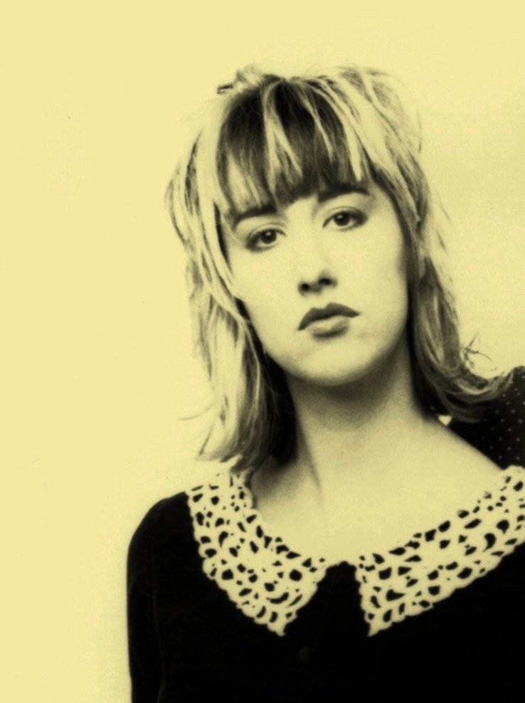 F3hvu6kKTYXcOAF's tweet photo. There is always light behind the clouds.
#KimShattuck
#RIP
#TheMuffs - Better Than Me and Lucky Guy
Live at Opera House, Toronto, Ontario, Canada, 1993.
https://t.co/oNxqEfsc55
Weird Boy Next Door
https://t.co/nnSvL9kg2d https://t.co/3WsSXKqoJ6