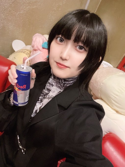 LOOP秋葉原メイド&ダーツバーのツイート