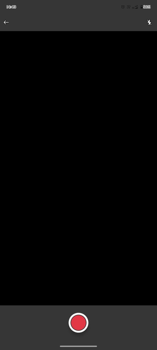 183utkarsh's tweet photo. @blinkitcares Whenever I open camera the screen turns like the below picture and please try again later something went wrong pops up https://t.co/LMOytq3cGm