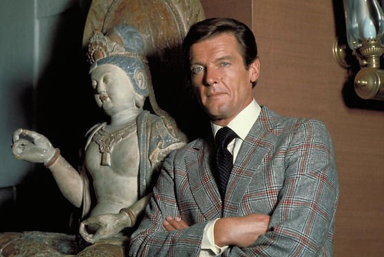 Storm_Chaser_Z's tweet image. Publishing a new short  #JamesBond video Tuesday with a new video the first week of 2026!     

Have a wonderful holiday week and weekend!  ✌ #RogerMoore