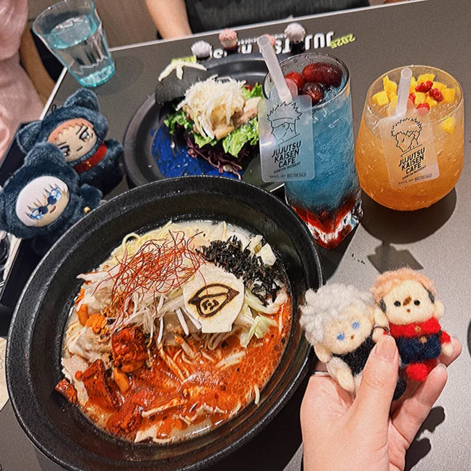 カフェ行ってきたよー!
