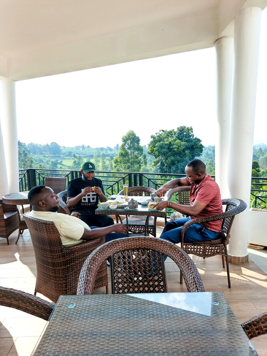 I'm Eddie tweet media