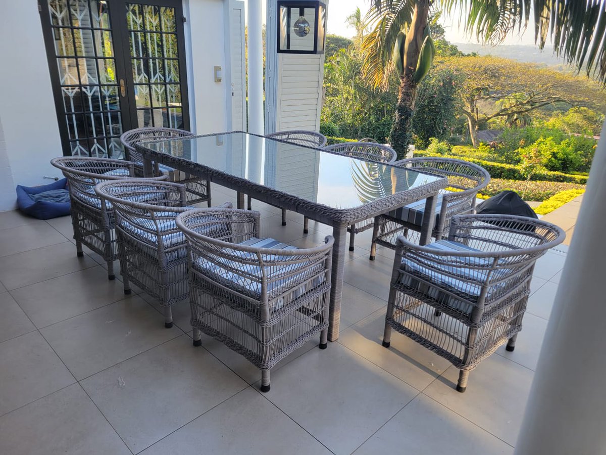 PatioGuruSA's tweet photo. Transform your dining experience with Patio Guru Furniture. Custom designs, 21-day lead time, and have your dream pieces delivered anywhere in the country. Our Durban store is open 7 days a week. Create unforgettable memories with a family gathering—visit us or shop online today! https://t.co/O9zTrni96j