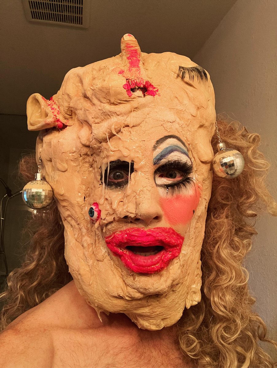 Raya Light tweet media