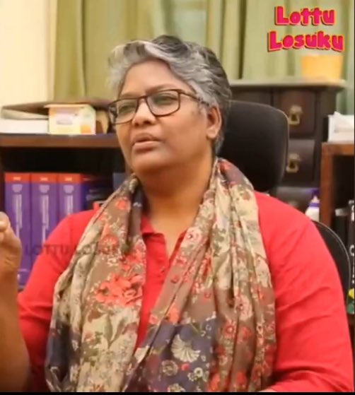 shafeeqkwt's tweet image. பைத்தியத்துக்கு வைத்தியம் பாக்குற வைத்தியர் பைத்தியமானால் அந்த பைத்தியத்துக்கு வைத்தியம் பார்ப்பது யாரு.?