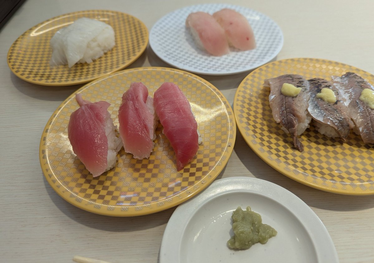 仕事前の腹ごしらえ✨🍣