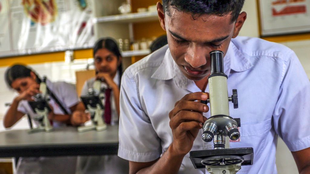 Education as the Engine of Antifragile Societies by Harendra Alwis

Read the full article here:
groundviews.org/2025/10/02/edu… #SriLanka #education #technology