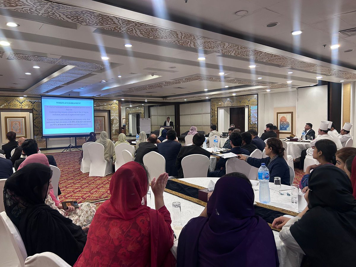 fospah's tweet photo. Our Peshawar office partnered with Serena Hotel, Peshawar, to host an insightful session featuring professionals from various sectors of the hospitality industry.
#SafeWorkplace #WorkplaceHarassment #GenderBasedDiscrimination #HospitalityIndustry https://t.co/YbU453O0Wh