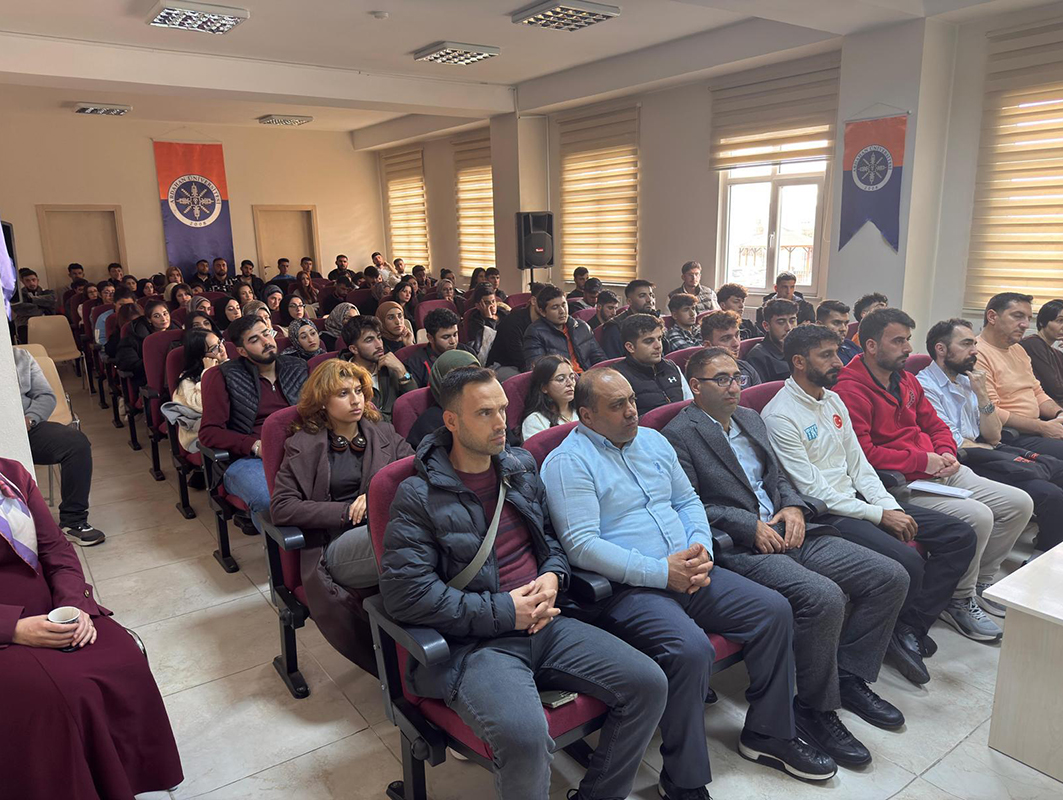 Göle Nihat Delibalta MYO’da Oryantasyon Eğitimi Programı Yapıldı

▶️ Haber detay; ardahan.edu.tr/duyuru-haber.a…

#ArdahanÜniversitesi #ARÜ #BilgiGüçtür