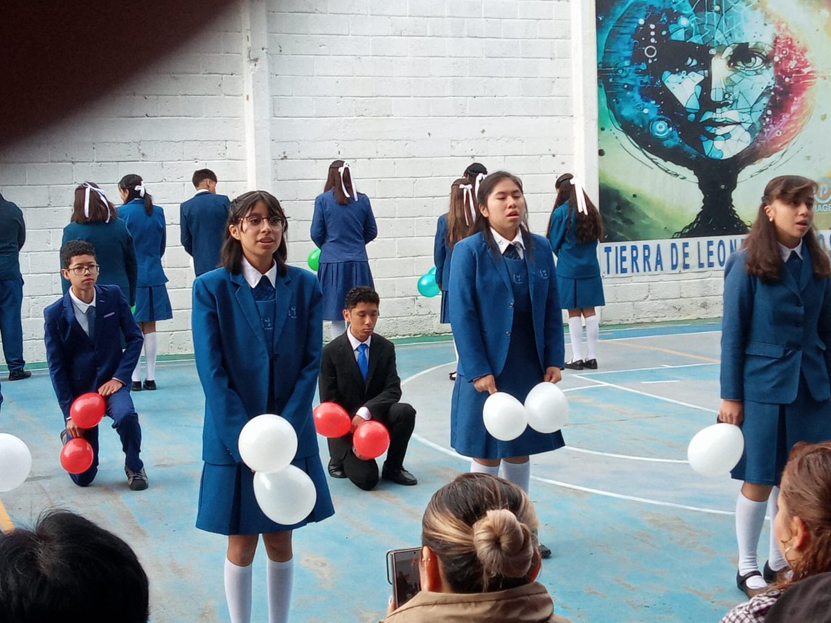 somospiaget's tweet photo. Expresión Oral, Poesía Coral y como Musa la Patria
Secundaria Jean Piaget
Galería en Google Fotos 
https://t.co/Kl6PFeglU9 https://t.co/n5U1w6VtVO
