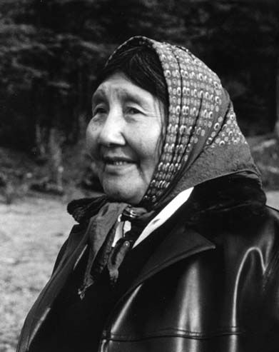 GemsOfINDOLOGY's tweet image. 6️⃣ The last full-blooded Selk&apos;nam, Ángela Loij, passed away in 1974. Their language, a vital part of their identity, became extinct in the 1980s. With their deaths, a rich culture was permanently lost. #CulturalGenocide #EndangeredLanguages