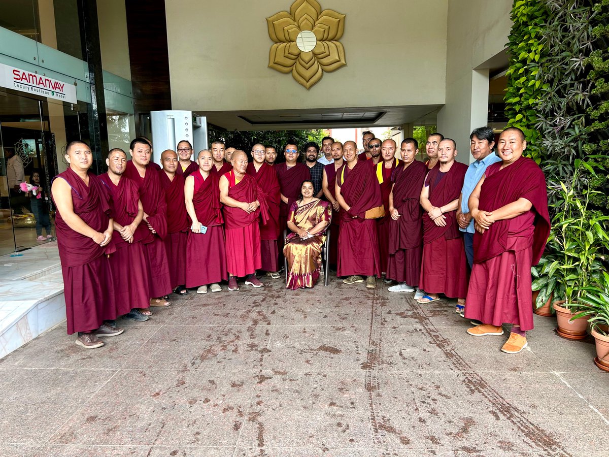 DREPUNG GOMANG SCHOOL tweet media