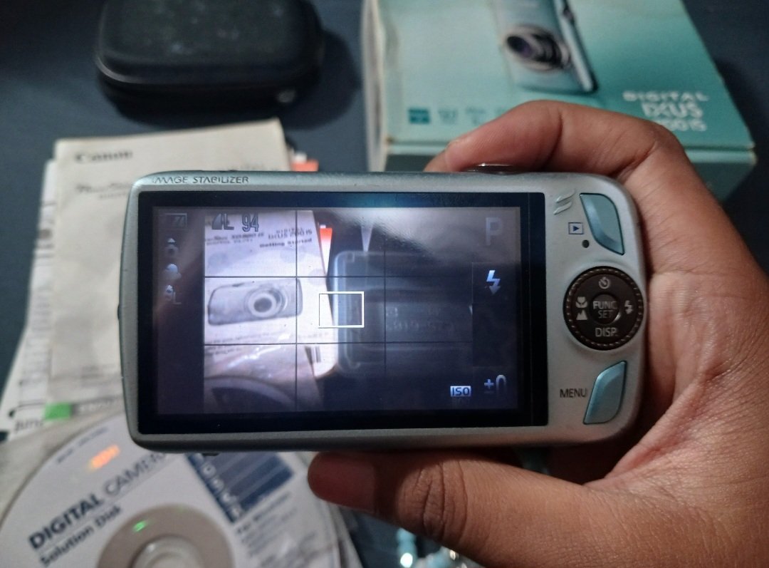 ahilsm's tweet photo. WTS digicam canon ixus 200 blue fullset box

–kelengkapan: box+kitab, pouch, charger ori, baterai ganti, strap, memo 32gb new
–flash ON, touchscreen ON

1,1 nego
📍samarinda bisa cod
bisa oren uda inc admin

camdig pocket camera #zonauang #zonajajan #canon #ixus https://t.co/0jGtZxbmjw