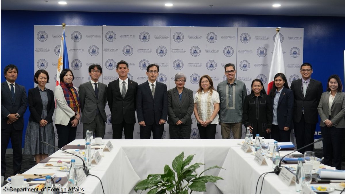 AmbJPNinPH's tweet photo. Senior Deputy Minister NAMAZU & Usec. De La Vega met in Manila for the #VMSD. Had productive discussions on regional stability, multilateral cooperation, & further deepening 🇯🇵🇵🇭 #StrategicPartnership ahead of 70th Anniv. of our friendship and 🇵🇭’s chairmanship of ASEAN in 2026. https://t.co/P4yKU38DyZ