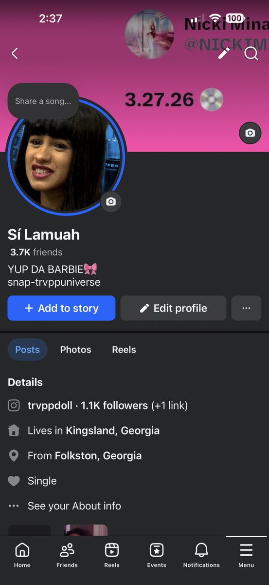 trvvpdoll's tweet photo. bro as a barb i need to stay off facebook they trying my bitch LEFT FROM RIGHT i’m getting jumped in my city by FREINDSSSSS over nicki like ts is so sad how they have this enemy NARRATIVE https://t.co/i1c3CF5Fqq