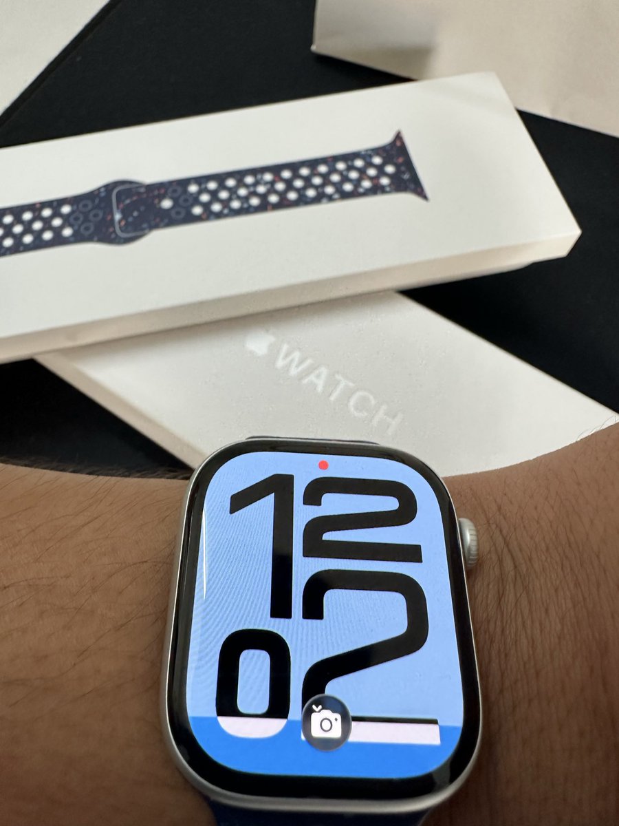 DeepB  tweet media