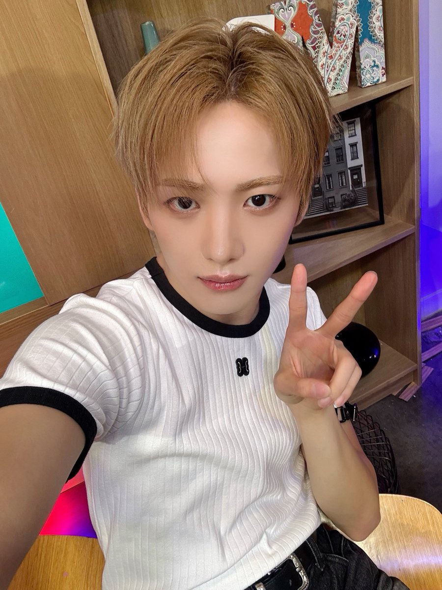 xikers_official tweet picture