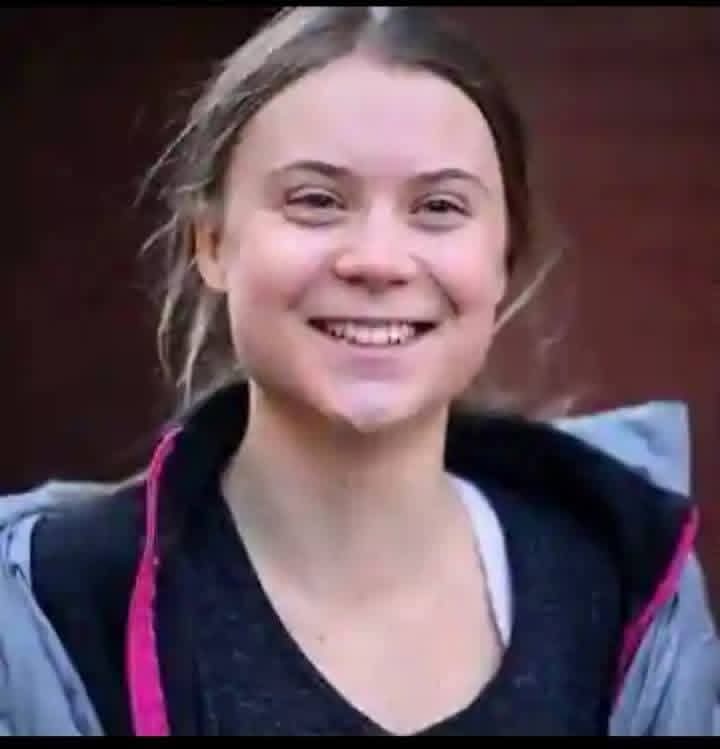 The young and brave lady who motivated the activists from forty four countries of different religions and nationalities to sail in water for breaking the Benjamin Netanyahu's blockade of Gaza,has arrested by Israel along with others activists.
#GlobalSumudFilotilla