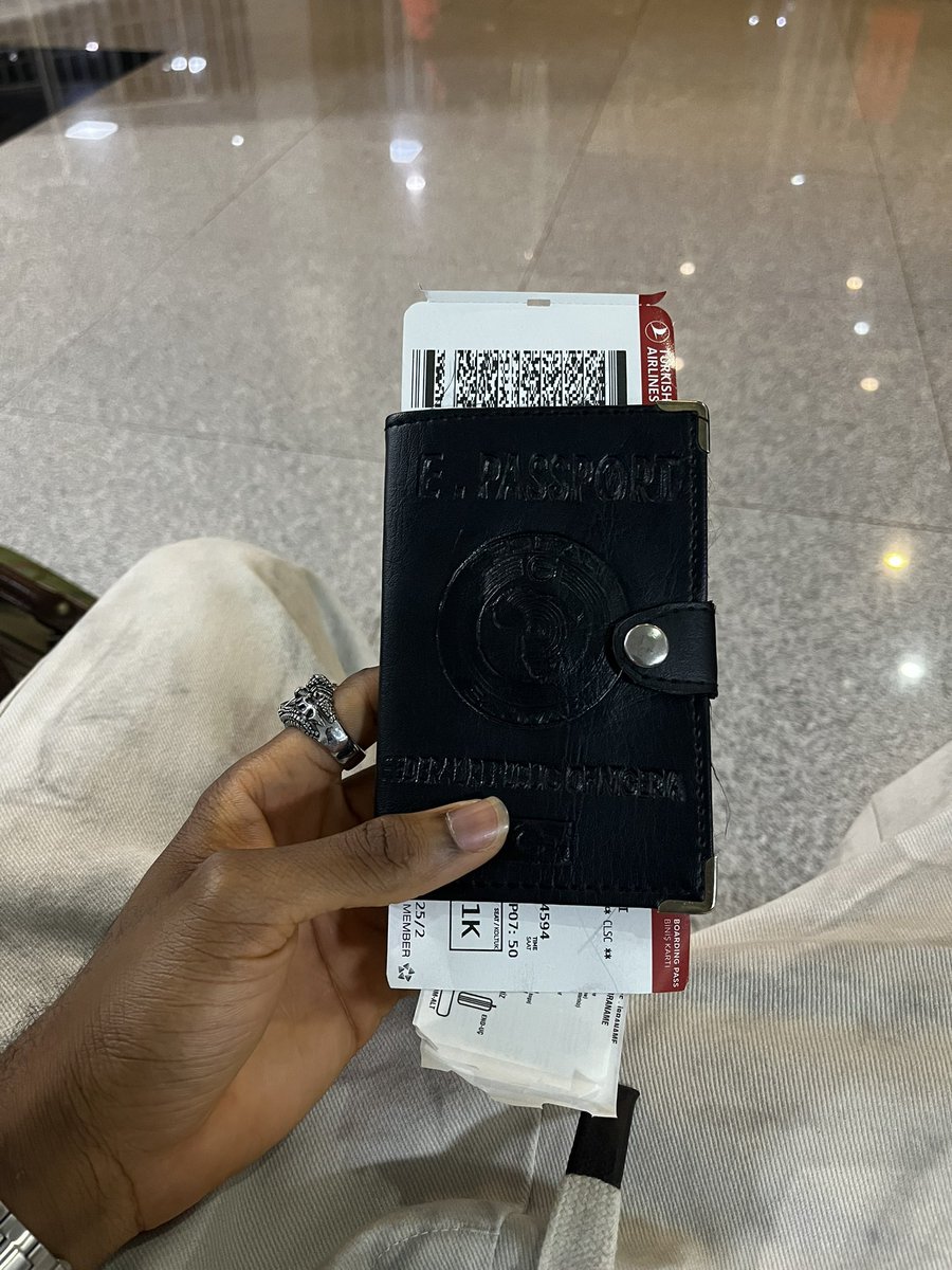 _delgo's tweet image. Life Update: My Turn!
I've been building in the Nigerian tech scene for 3+ years as a software engineer, now relocated to Europe for greater opportunities.