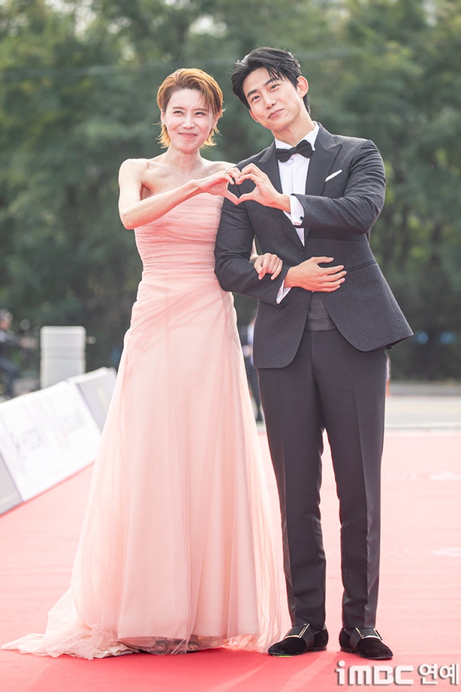 [포토] 옥택연, 훈훈 젠틀 (출처 : 네이버 연예) naver.me/GUmcxAOX
#옥택연 #택연 #Taecyeon #テギョン