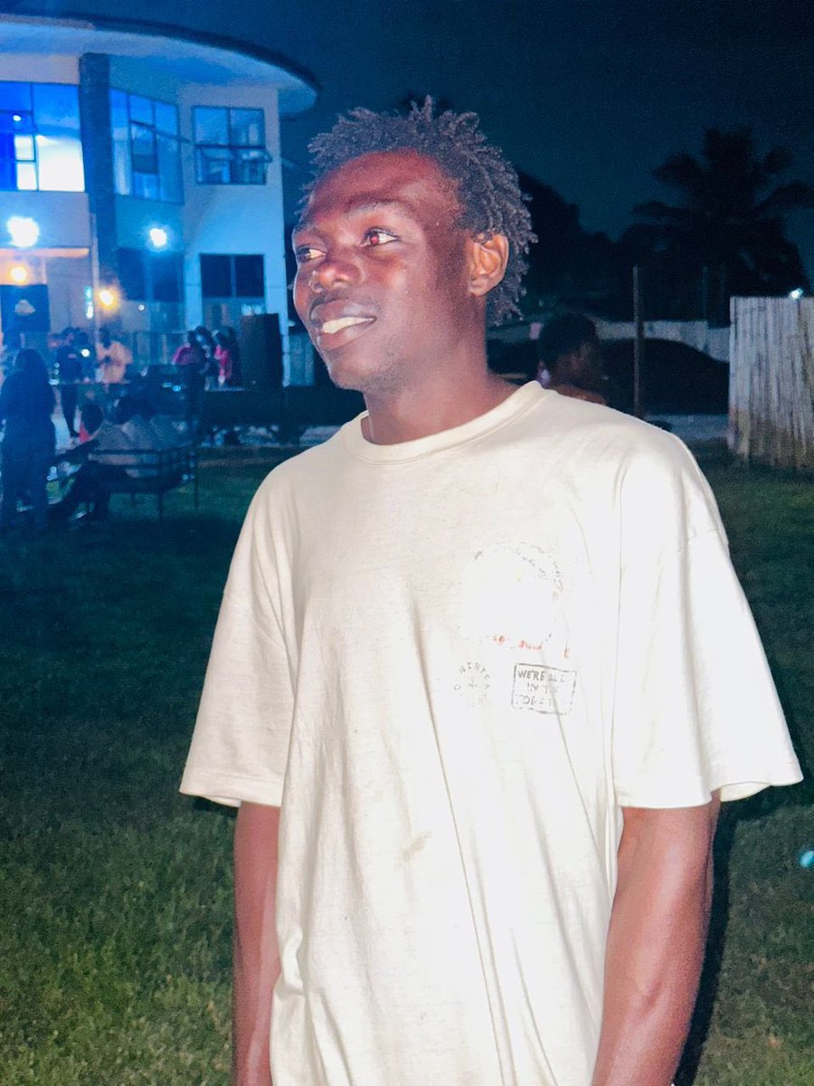 kandystudiosgh's tweet photo. Police in Kasoa Ofaakor have arrested 25-year-old Kwame Whisky after his girlfriend, 22-year-old Linda, was found dead in his room at Awutu Papaase. She was last seen visiting him on September 25. Her body has been sent to the mortuary as investigations continue.
#Kandystudiosgh https://t.co/PVHSd16lpK