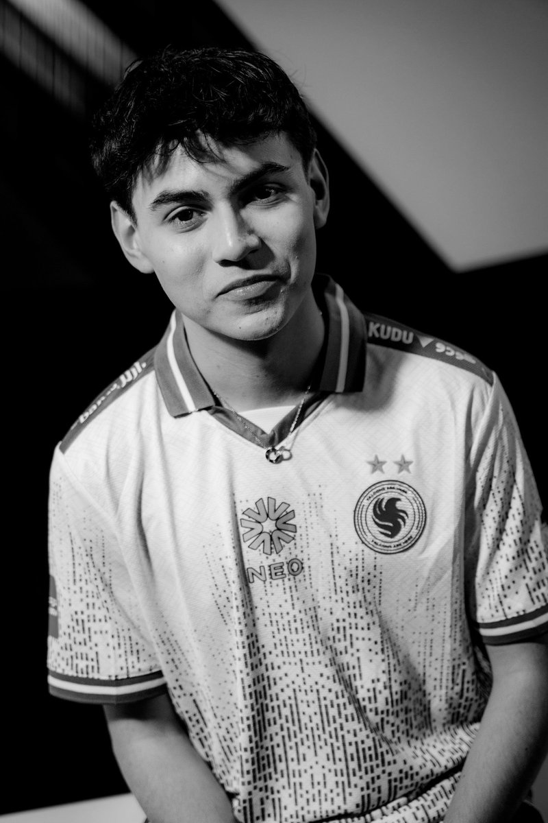 اسامه الزارع 𝕏 tweet media