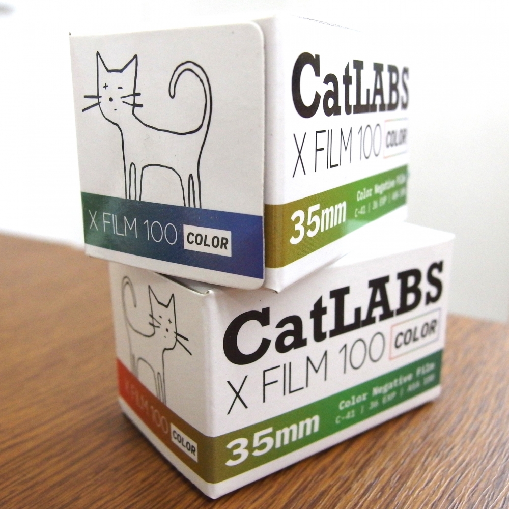 champcamera's tweet photo. XFILM100Color😻 by #みすずが丘 店
CatLABSのカラーネガフィルム、X FILM 100 Color!
ネコのかわいいパッケージが目を引く、美しく鮮やかなカラーと優れたシャープネスが特徴的なフィルムです(゚∀゚)/
#フィルム写真 #フィルム現像 #フィルム #XFILM100Color #カラーネガフィルム #CatLABS #田園都市線 #あざみ野 #江田 #市ヶ尾
https://t.co/8nMtcOKYRK