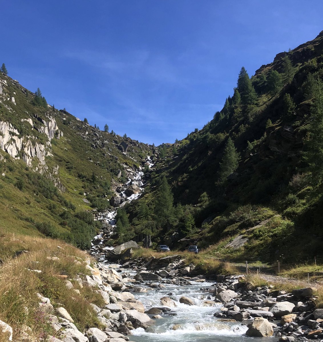 j_spirit's tweet photo. „Wähle den Weg über die Bäche und stürze dich nicht gleich in das Meer! Man muss durch das Leichte zum Schwierigen gelangen.“
#Thomas von #Aquin https://t.co/FsgmEk7Yj5
