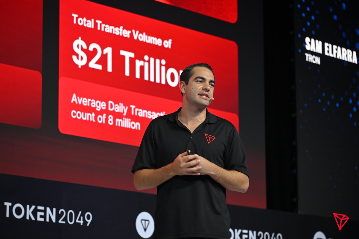 trondao's tweet image. .@SamElfa0, Community Spokesperson for TRON DAO, just wrapped his keynote: Exploring the TRON Ecosystem!

🔥 Up next → The Roast of Justin Sun 
📍 BingX Labs Stage 
🕒 3:40 PM

Don’t miss it! #Token2049SG