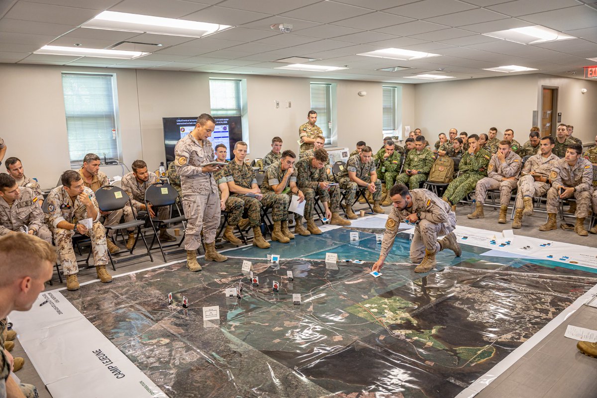 Defensagob's tweet image. 🌊 El Grupo de Combate 'Dédalo' @Armada_esp  está finalizando en EE.UU su participación en el ejercicio multinacional #UNITAS .

🤝 Operaciones anfibias, maniobras de transferencia de carga entre buques y reembarque con @USMC son algunas de las labores realizadas.