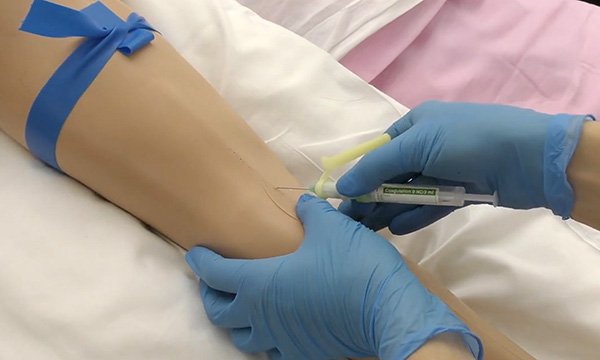 Venepuncture in adults is one of the most common procedures performed in nursing care.

This ‘how to’ article aims to enhance your knowledge of the procedure and discusses any potential risks and complications of venepuncture.

journals.rcni.com/nursing-standa…