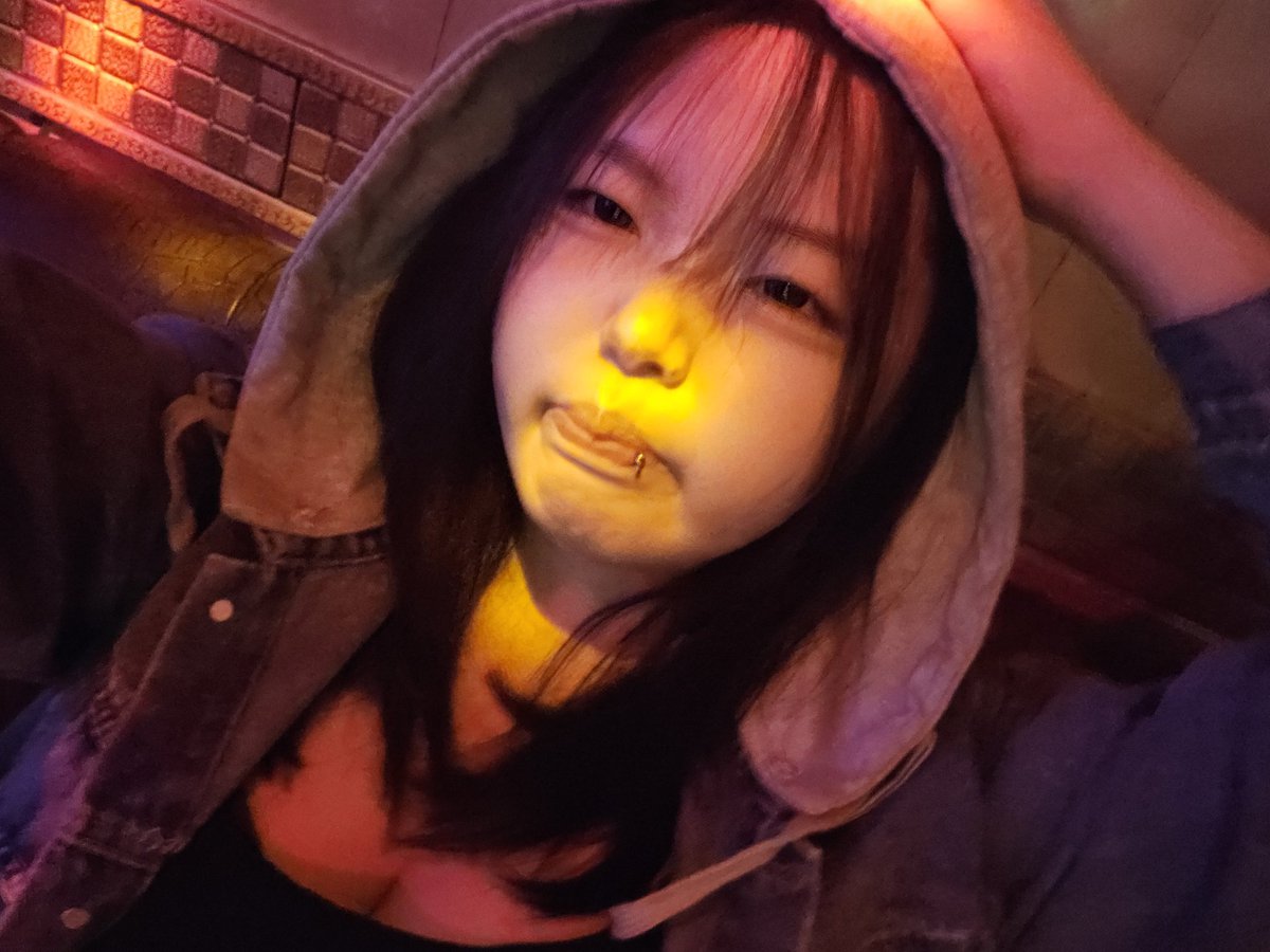 DoYourvoice's tweet photo. 나집에서 섹스하고싶은데  #브이로그 #비키니그램 #몸스타그램 #섹트 https://t.co/7TSJLsmreW