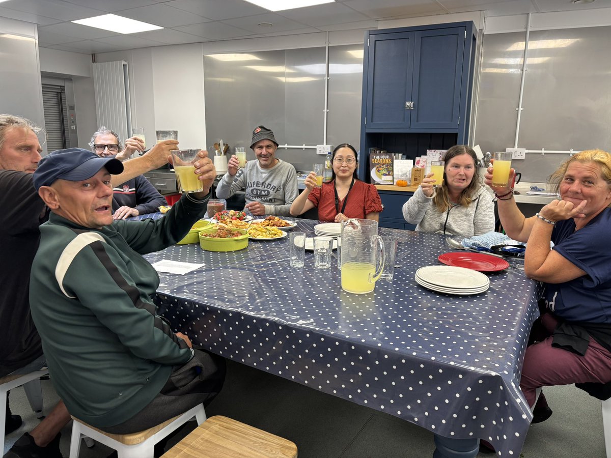 fascinatingfood's tweet image. Tapas yesterday with our clients. chorizo, patatas bravas, tortilla, croquetas, marinated beef strips, churros with chocolate sauce…..washed down with homemade lemonade. 

Follow food_is_fascinating on Instagram for much more
#ferryprojectcookeryschool
#cookeryschool
#tapas