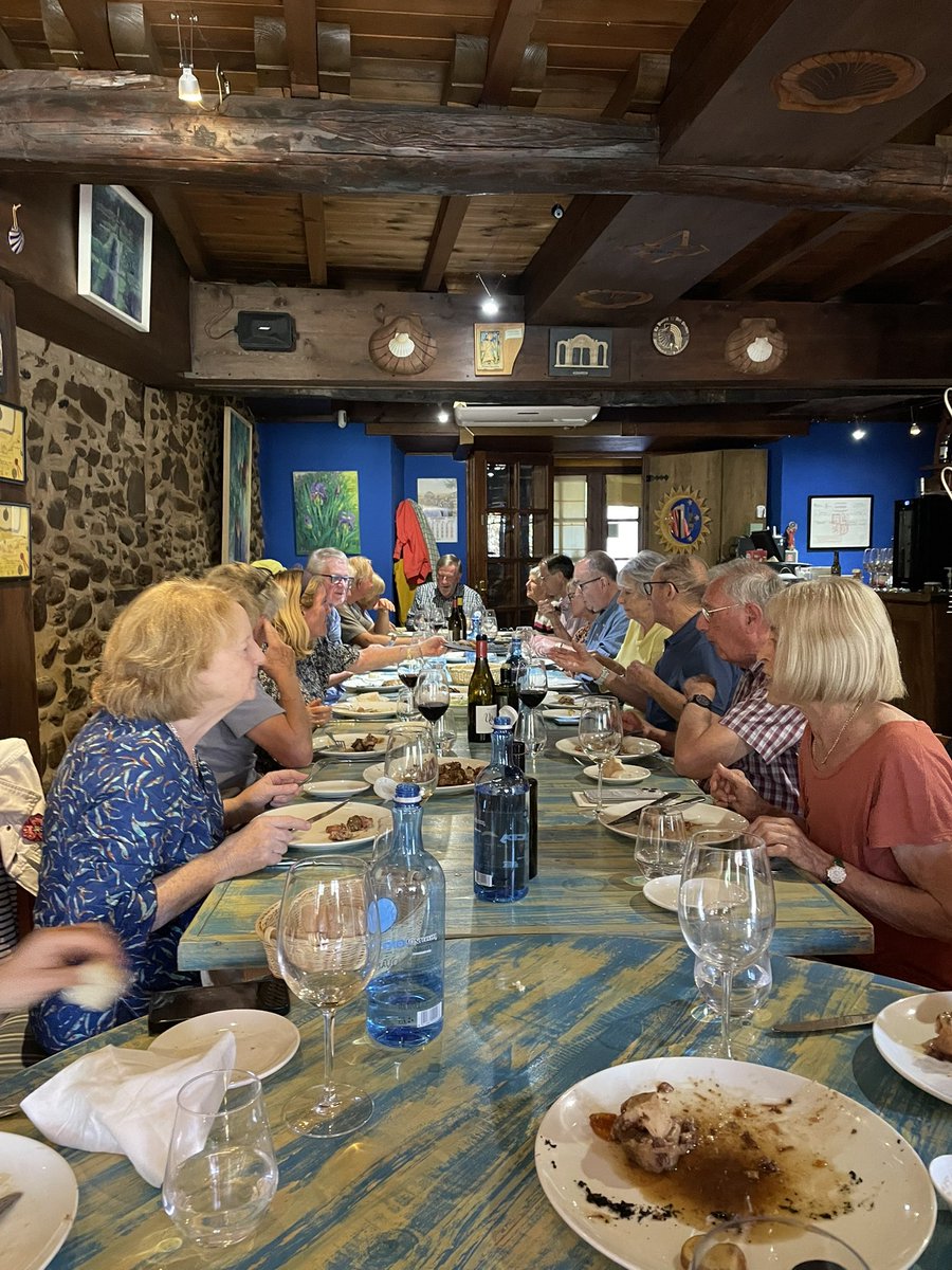 Charles Hastings Wine Club tweet media
