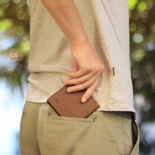 baggizmo's tweet photo. Discover the ultimate blend of style and security with the Wiseward essential RFID slim wallet! Keep your essentials safe from digital theft while enjoying a sleek, minimalist design. Perfect for those who value both function and fashion. #RFIDProtection https://t.co/VaTcBO9Uuk https://t.co/j4qAPf9vcY