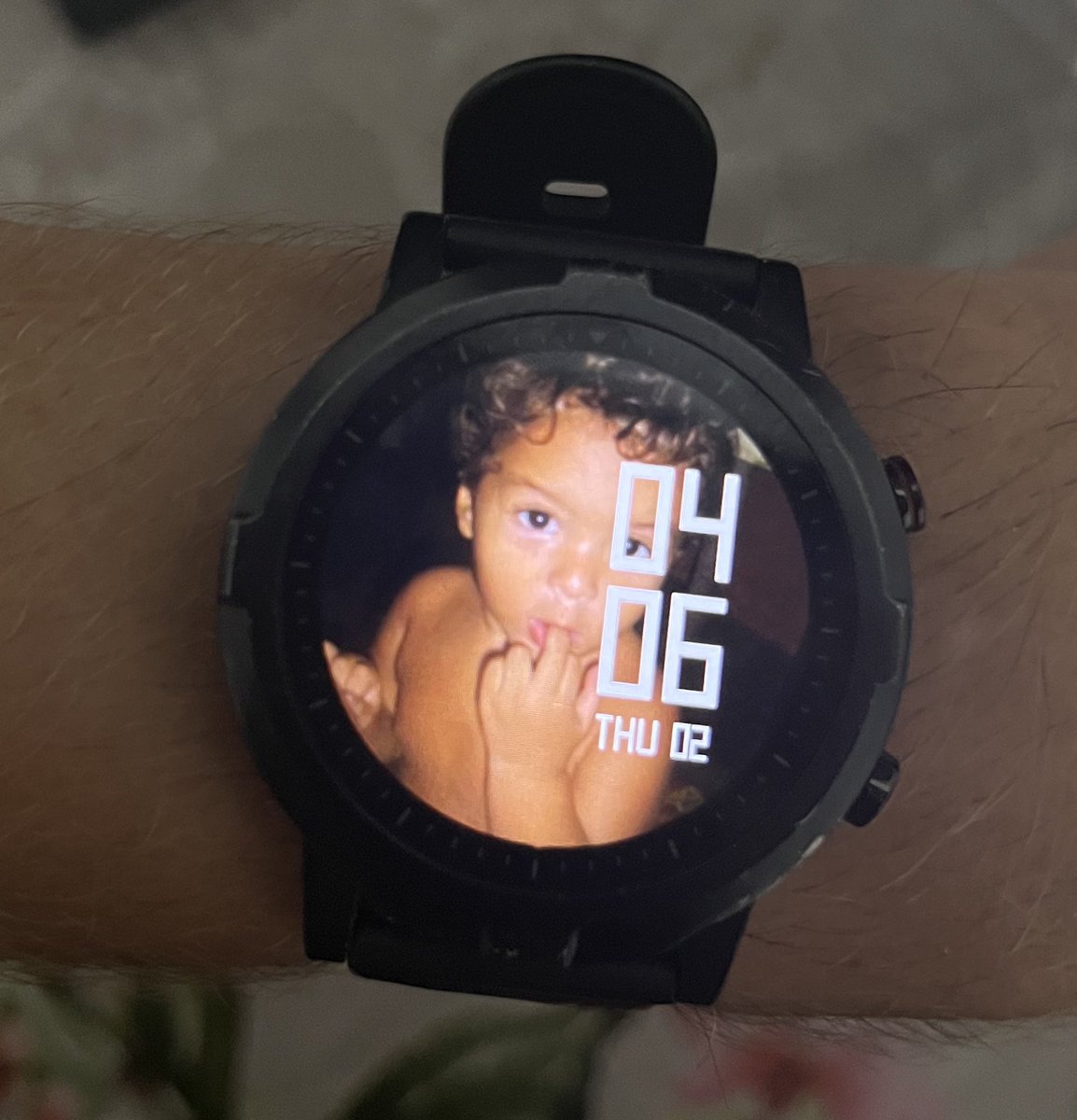 Yanfinity's tweet photo. Olha o horário que meu dia começa. Se eu não vencer na vida a parada vai ficar louca https://t.co/DB7IAnSDYn