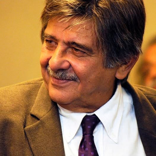 El 2 de octubre de 1949, nacía Carlos Slepoy, jurista argentino exiliado en España. Fue uno de los abogados que impulsó la querella argentina contra los crímenes del franquismo. Durante toda su vida luchó por la defensa de los Derechos Humanos. Falleció en 2017. Siempre estará en