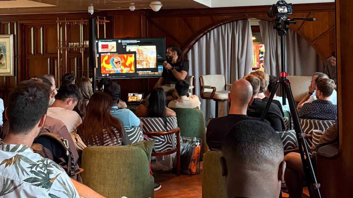 TensorplexLabs's tweet image. The Bittensor Conclave @ Token 2049 Singapore, featuring subnet owners @const_reborn, @macrocrux, @6329, and @DistStateAndMe
Happy to see miners, validators, builders and investors coming together to share their vision on what the future of decentralised AI will look like!