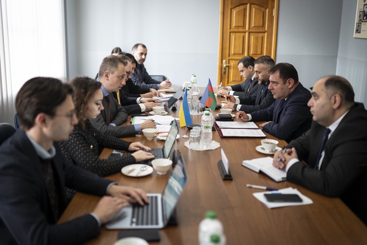 Good meeting with Minister of Economy, Environment and Agriculture of Ukraine Oleksii Sobolev to discuss trade, economic &amp; agro component of 🇦🇿🇺🇦 strategic partnership. Stressed the need for joint efforts to realize the roadmap of 🇦🇿🇺🇦 Government Commission to boost cooperation.