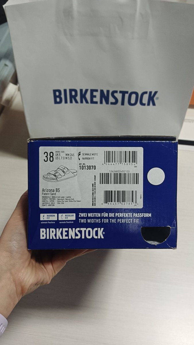 sya_ranghae's tweet photo. WTS BIRKENSTOCK
Arizona BS
patent sand
💰IDR 2.000.000
-dijual karena salah ukuran
-belum pernah digunakan sama sekali
-masih bisa nego, harga asli IDR 2.299.000💸
-bisa CO di shopee
📍Domisili Jawa Barat
#birkenstock #WANTTOSELL #nego #wtb #wts #mapclub https://t.co/iT6dUUxQlI