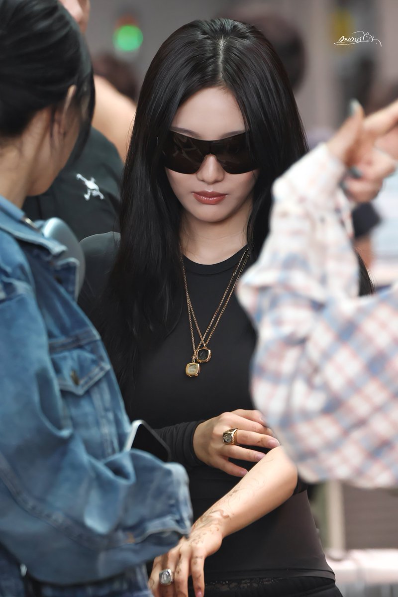 AndusMui's tweet photo. 251002 ICN

#ningning #닝닝 #寧寧 #宁宁
#NINGNING #寧藝卓 #宁艺卓
#aespa https://t.co/MWc6RSryKL