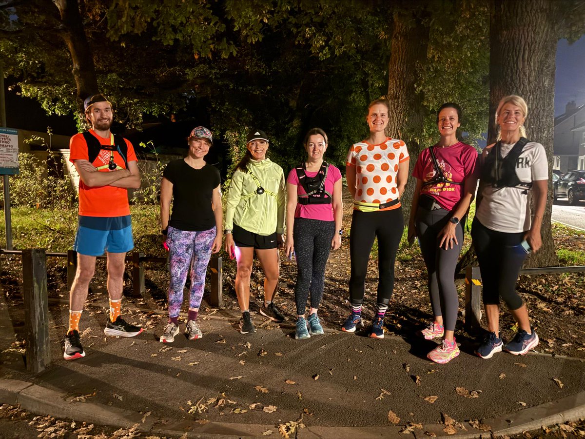 🌅 6AM. We showed up.

While the world hit snooze, the Heath Massive Run Club early bird group hit the pavement.

Fresh air, steady strides, and the kind of energy you can’t bottle. 💨

#HeathMassiveRunClub #MorningMiles #6AMCrew #RunRecap #Chase