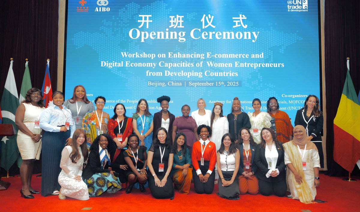 CodinginHeelsug's tweet image. 31 Leading Talented women,12 countries took part in a seminar aimed at Enhancing E-commerce and Digital Economy
Capacities of Women Entrepreneurs from Developing Countries organized by @UNCTAD with the GOVERNMENT OF CHINA! 🇨🇳hosted by Academy for International Business Officials
