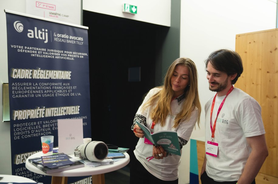 ALTIJ_Avocats's tweet image. Une semaine exceptionnelle pour notre association @DataRing2 à @La_Melee Numérique ! Café IA, podcasts, souveraineté et cybersécurité, droit et Europe, impact de la tech sur les enfants ... A lire sur notre page Linkedin 👉 linkedin.com/posts/altij_da…