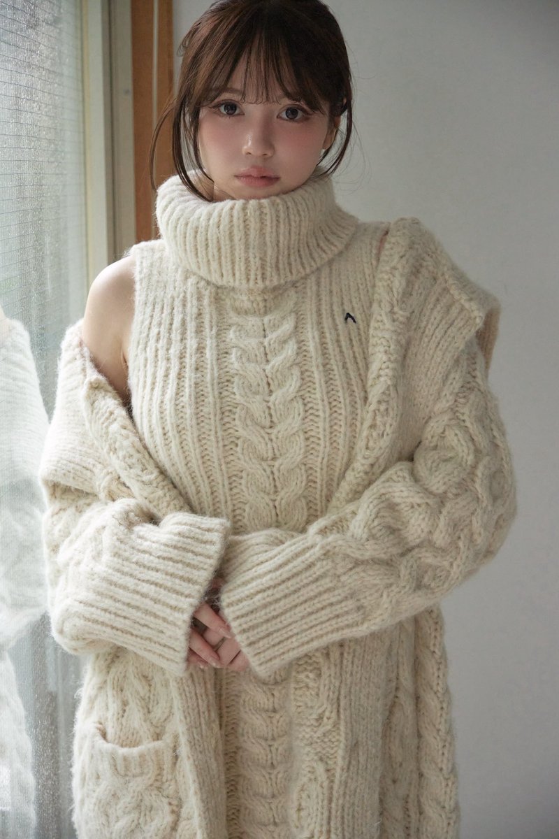 Jose knit cardigan set dress color ivory/beige ¥24200-tax in 厚み