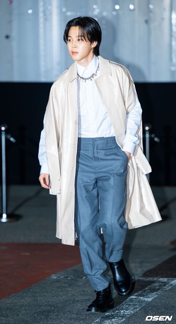 teukoollect's tweet photo. @chimky9597 FACE OF DIOR JIMIN
JIMIN AT PARIS FASHION WEEK
DIOR GLOBAL AMBASSADOR JIMIN    
#JiminxDior #DiorSS26 #PFW https://t.co/Qfj12kiJKM